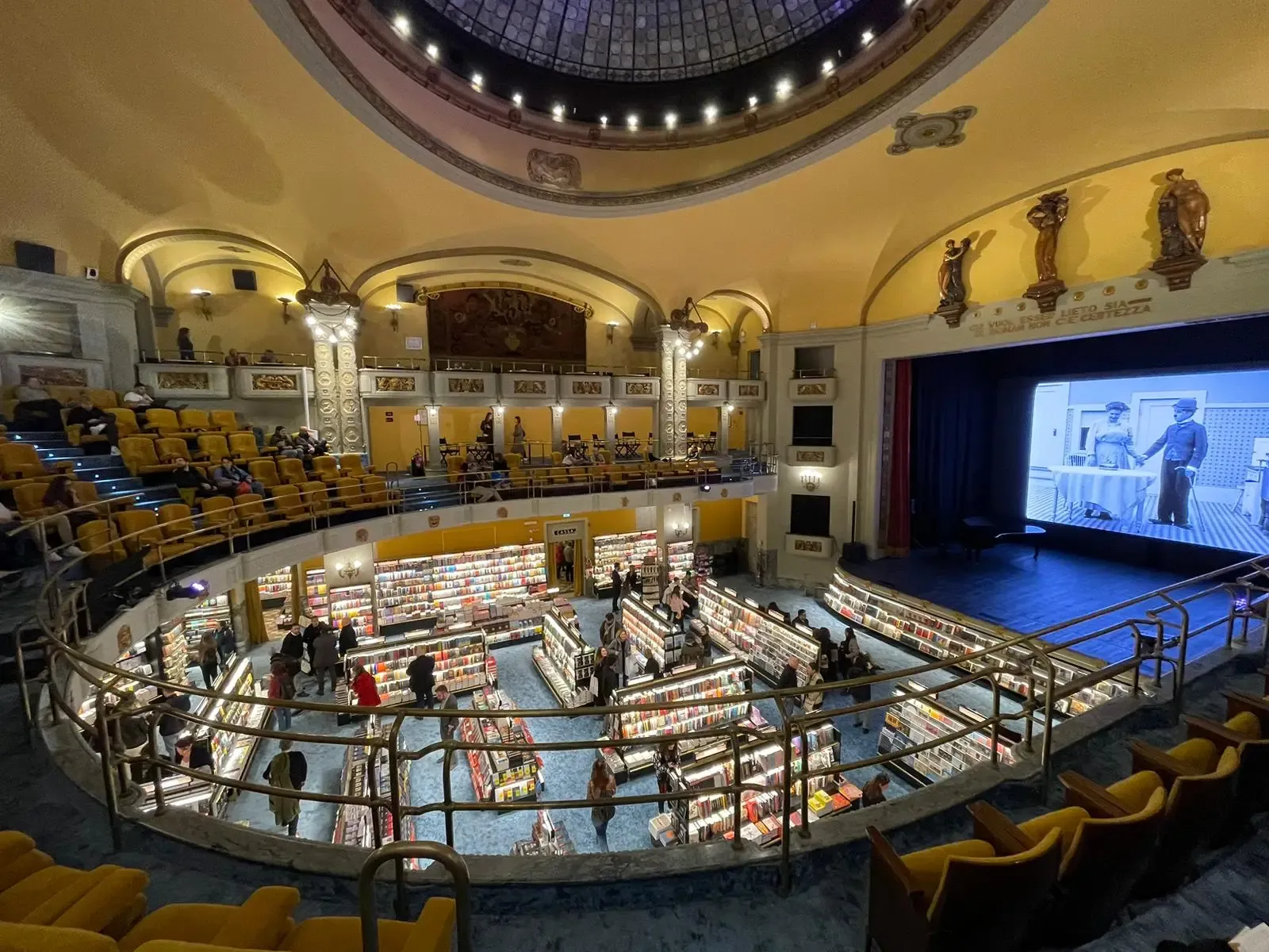 Libreria Giunti Odeon